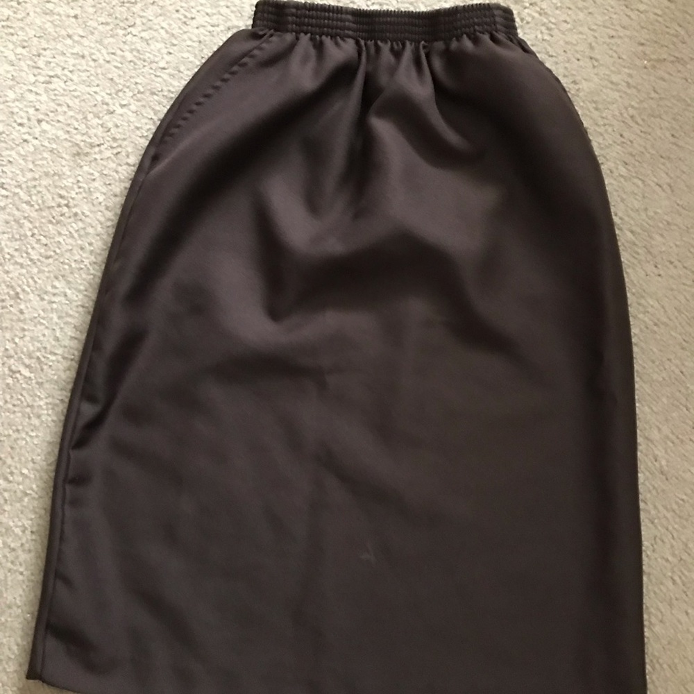 Petite Ladies Pencil Skirt (Petite)